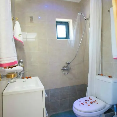 Villa Athina *